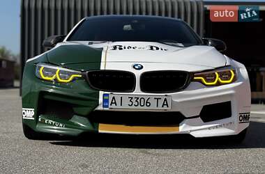 Купе BMW M4 2017 в Киеве