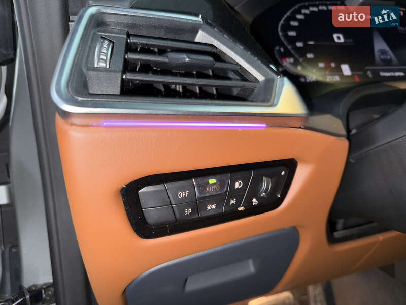 Купе BMW M4 2022 в Києві