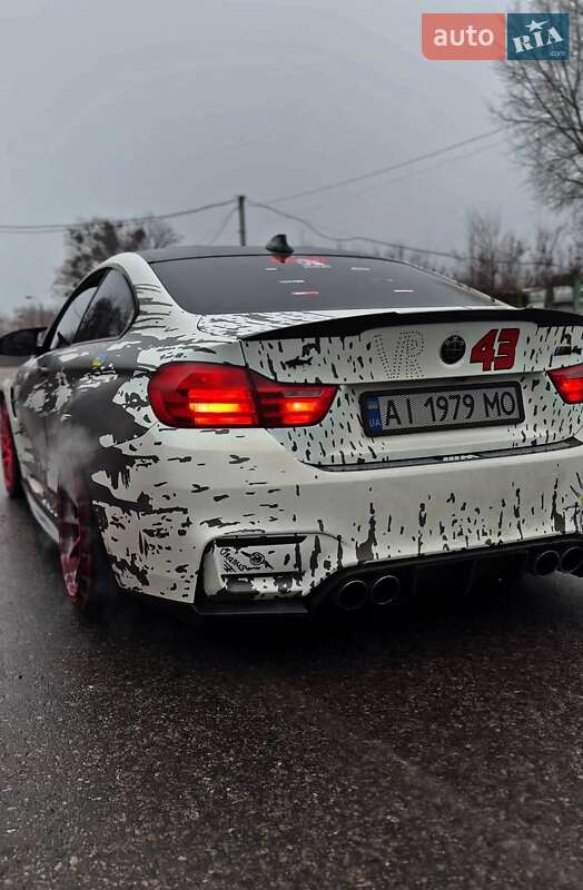 Купе BMW M4 2015 в Білій Церкві