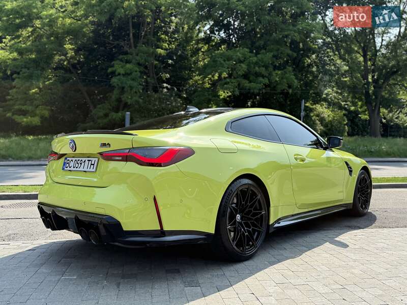 Купе BMW M4 2022 в Києві