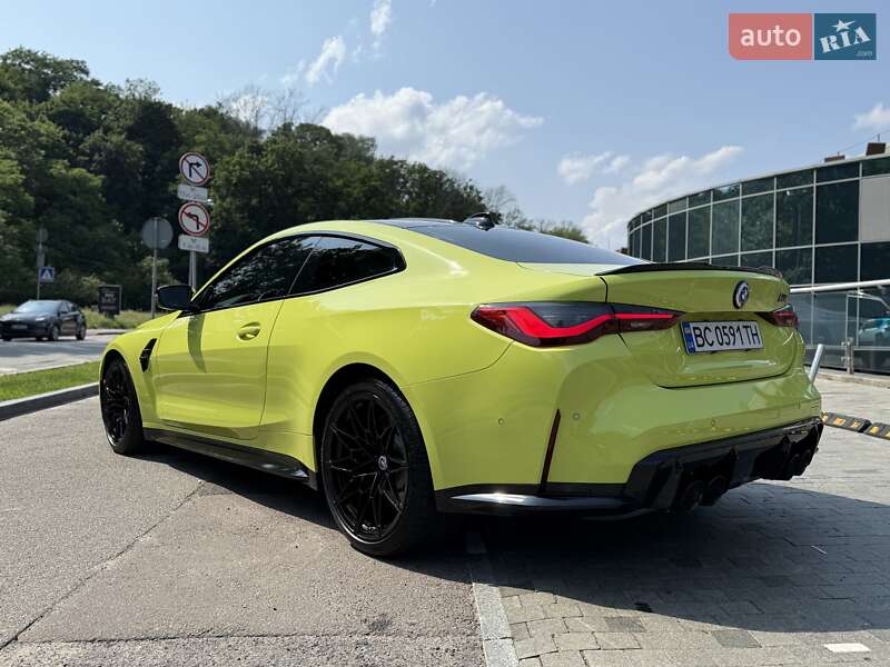 Купе BMW M4 2022 в Києві