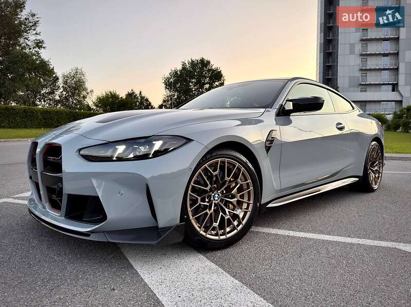 BMW M4 2025