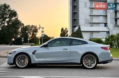 Купе BMW M4 2025 в 