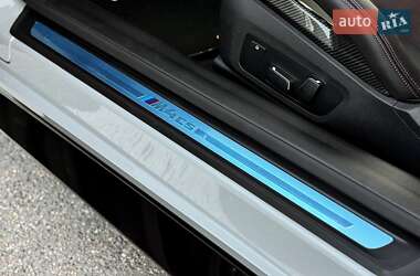 Купе BMW M4 2025 в 