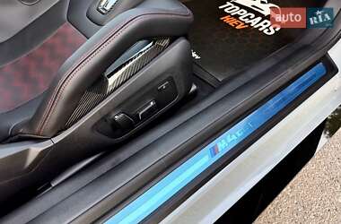 Купе BMW M4 2025 в 