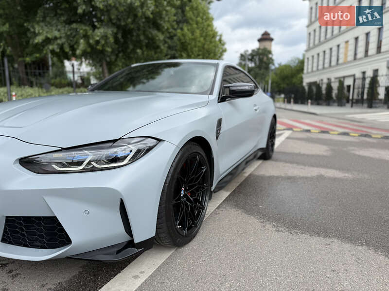 Купе BMW M4 2021 в Киеве