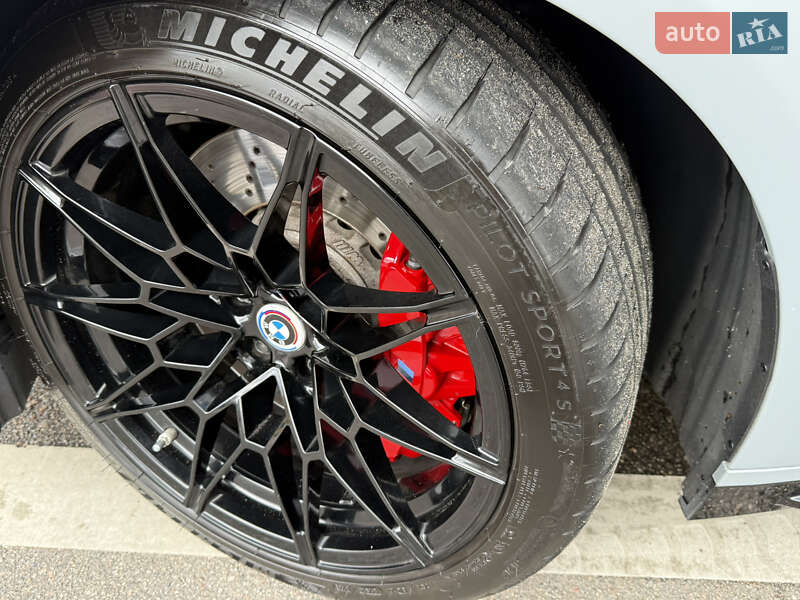 Купе BMW M4 2021 в Киеве