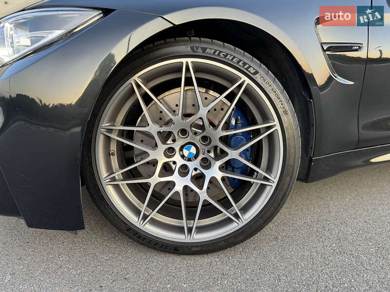Кабріолет BMW M4 2018 в Києві