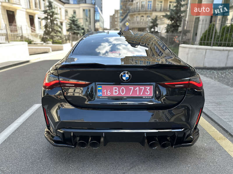 Купе BMW M4 2021 в Киеве