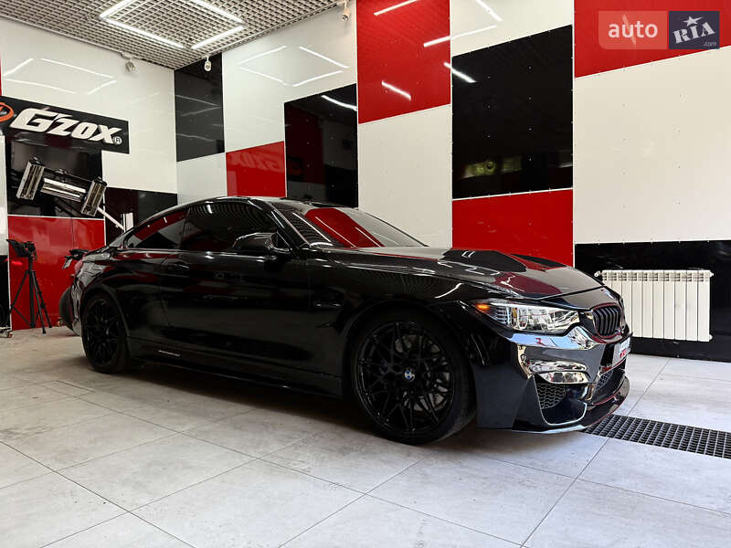 Купе BMW M4 2017 в Одесі