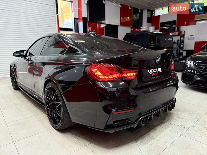Купе BMW M4 2017 в Одесі