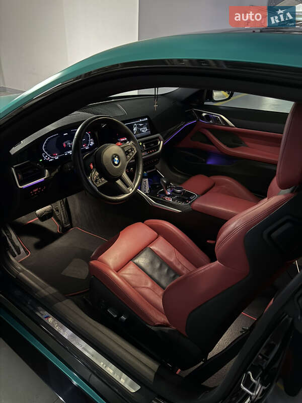 Купе BMW M4 2021 в Киеве