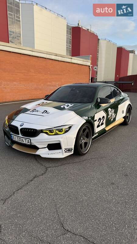 Купе BMW M4 2017 в Києві
