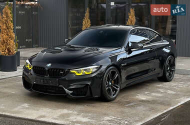 Купе BMW M4 2015 в 