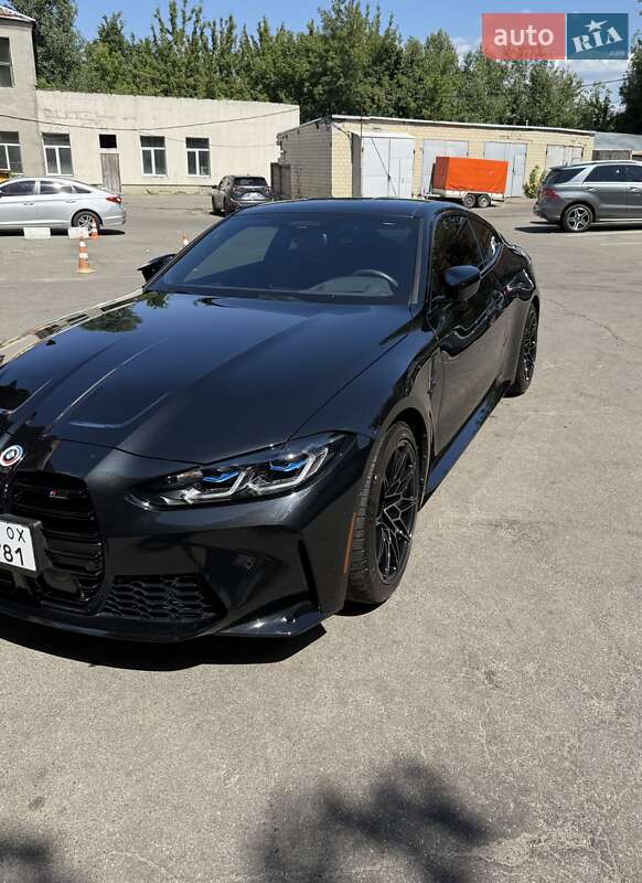 Купе BMW M4 2022 в Києві