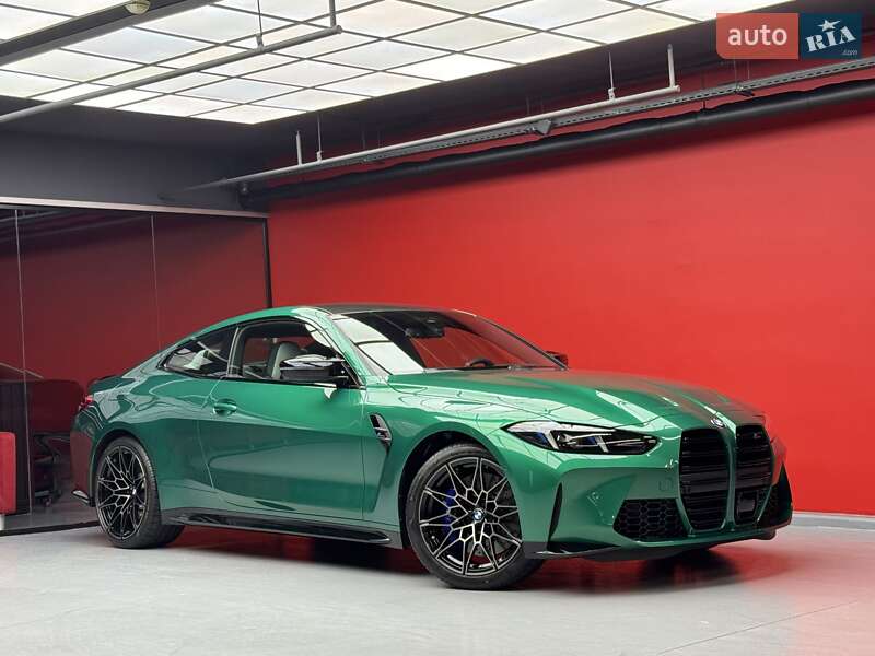 Купе BMW M4 2025 в Киеве