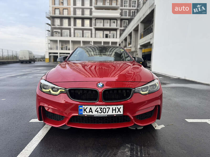 Купе BMW M4 2017 в Киеве
