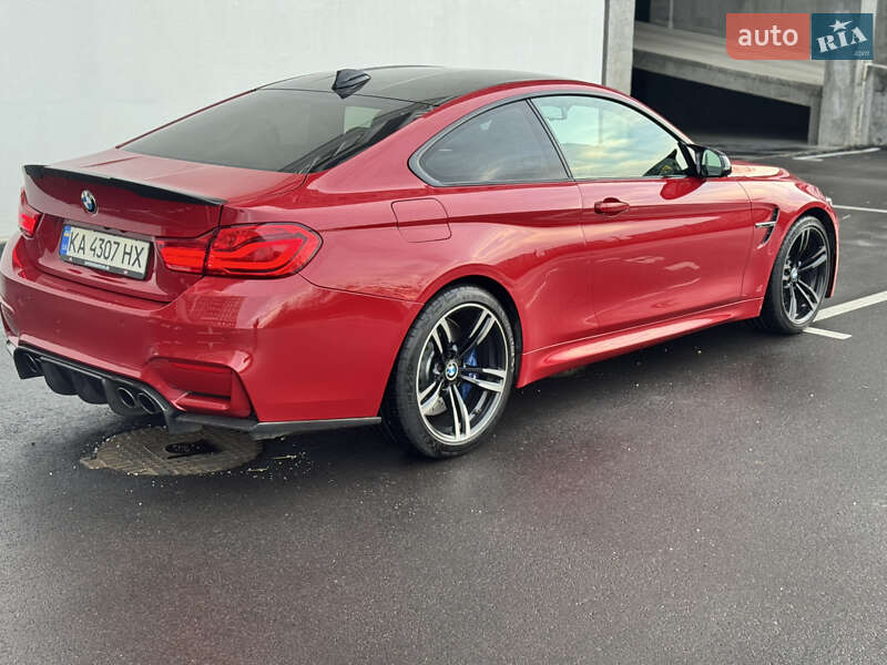 Купе BMW M4 2017 в Киеве
