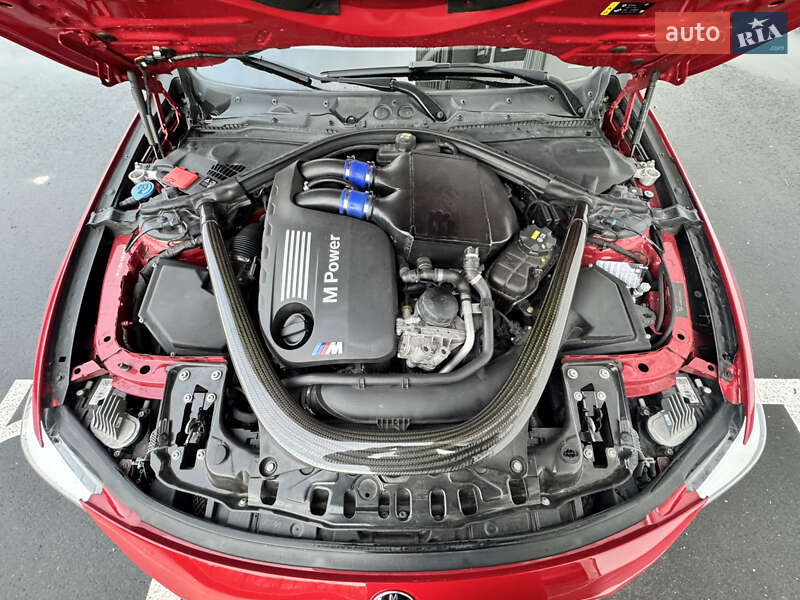 Купе BMW M4 2017 в Киеве