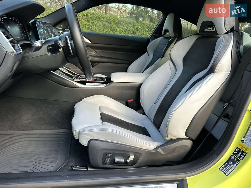 Купе BMW M4 2022 в Киеве