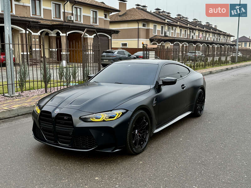 Купе BMW M4 2022 в Києві