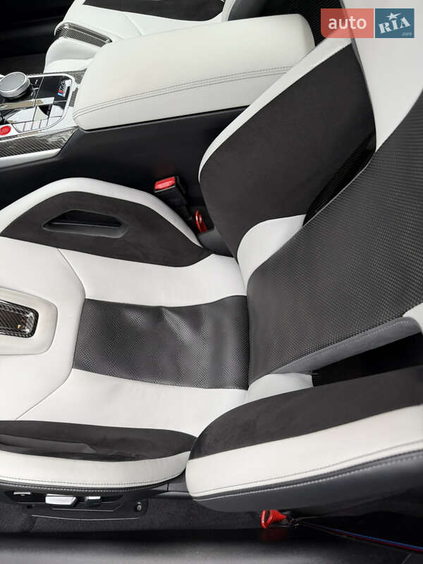 Купе BMW M4 2021 в Киеве фото 7 Купе BMW M4 2021 в Киеве