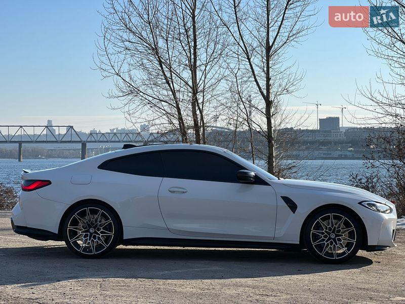 Купе BMW M4 2023 в Києві