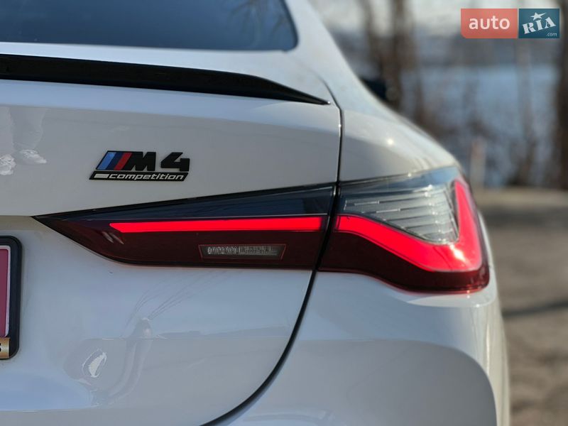 Купе BMW M4 2023 в Києві