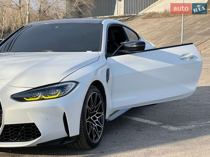 Купе BMW M4 2023 в Києві