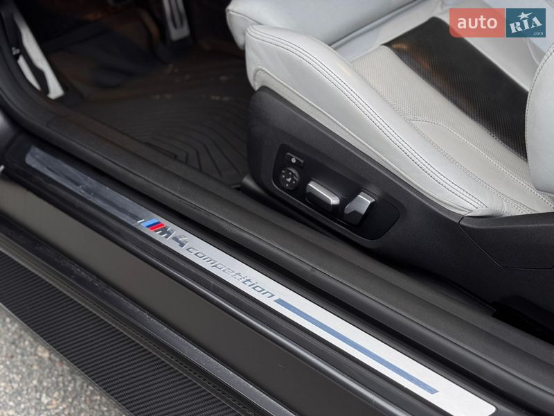 Купе BMW M4 2021 в Кропивницком