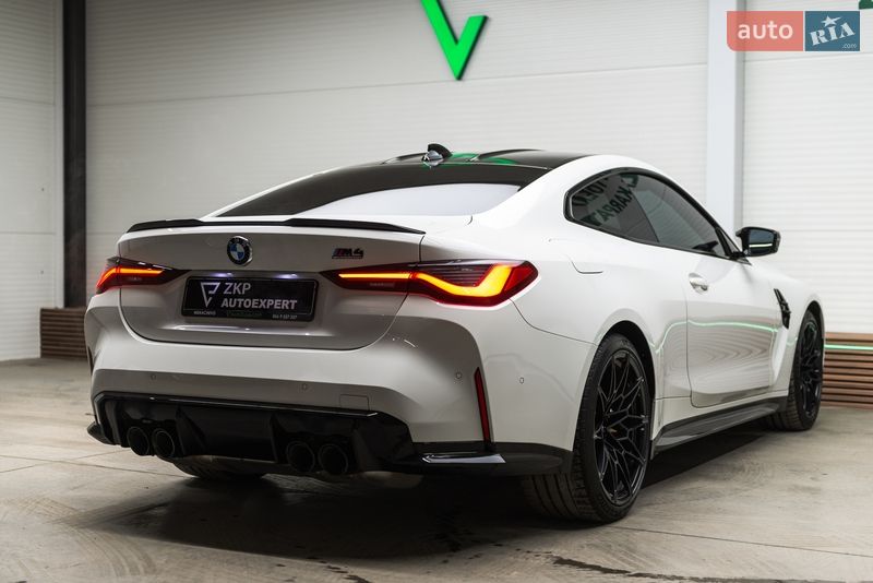 Купе BMW M4 2021 в Мукачево