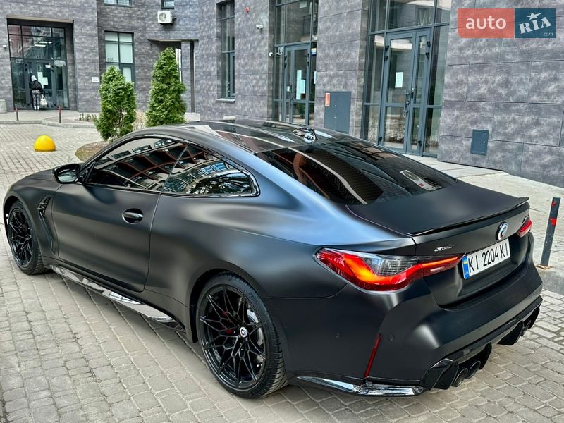 Купе BMW M4 2022 в Киеве