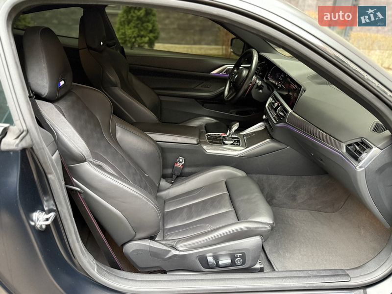 Купе BMW M4 2022 в Киеве