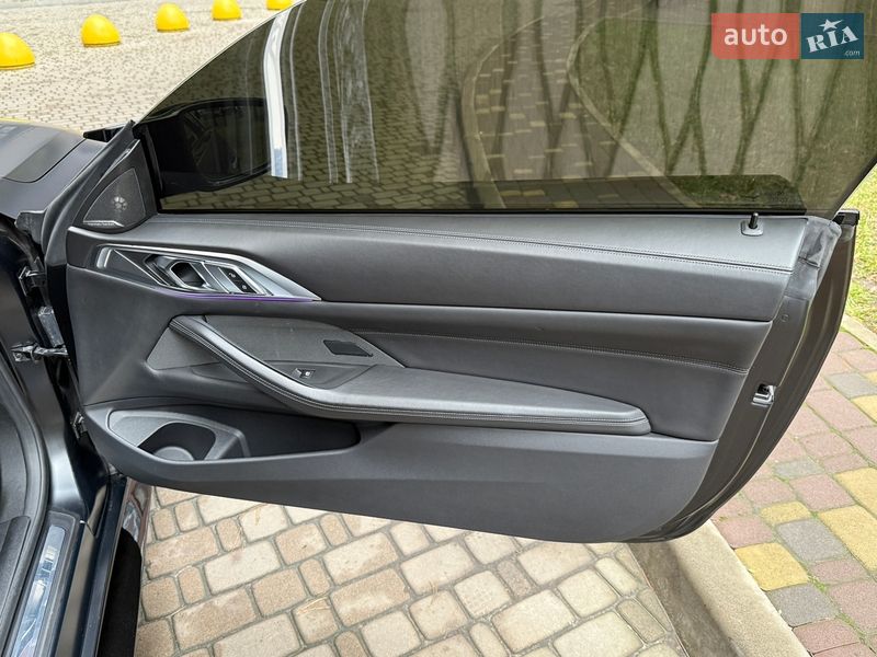 Купе BMW M4 2022 в Киеве