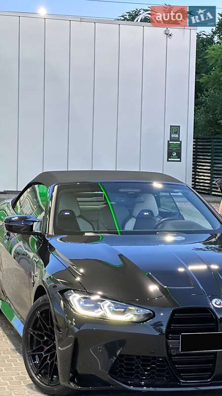 Кабриолет BMW M4 2022 в Львове