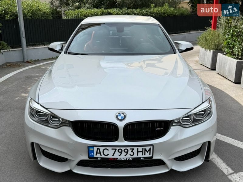 Кабриолет BMW M4 2015 в Ивано-Франковске