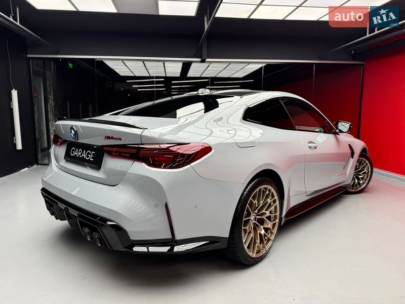 Купе BMW M4 2025 в Києві