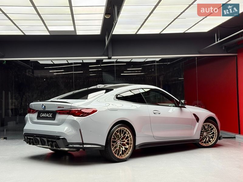 Купе BMW M4 2025 в Києві