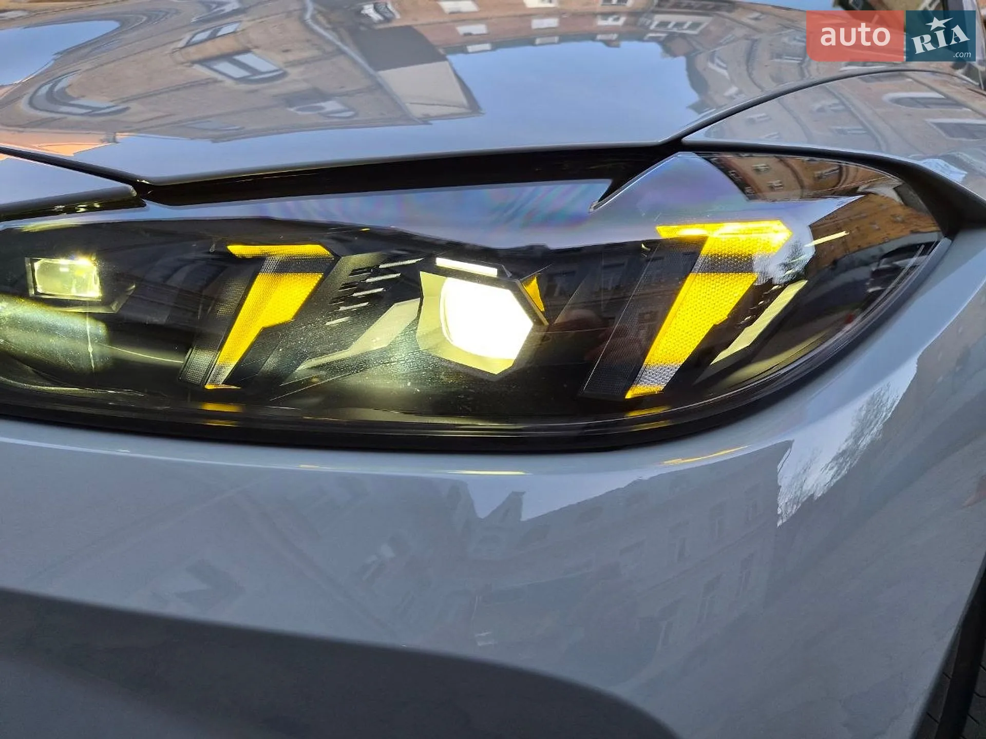 2025 BMW M4 - мініатюра 5