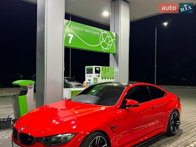 Купе BMW M4 2015 в Львове