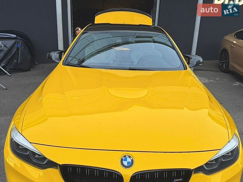 Купе BMW M4 2016 в Києві