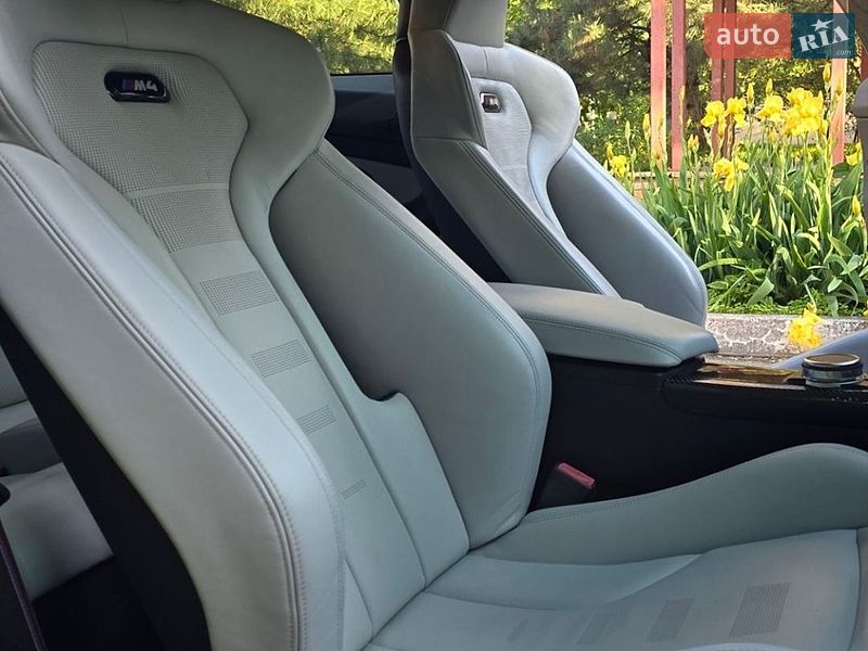 Купе BMW M4 2017 в Киеве фото 31 Купе BMW M4 2017 в Киеве