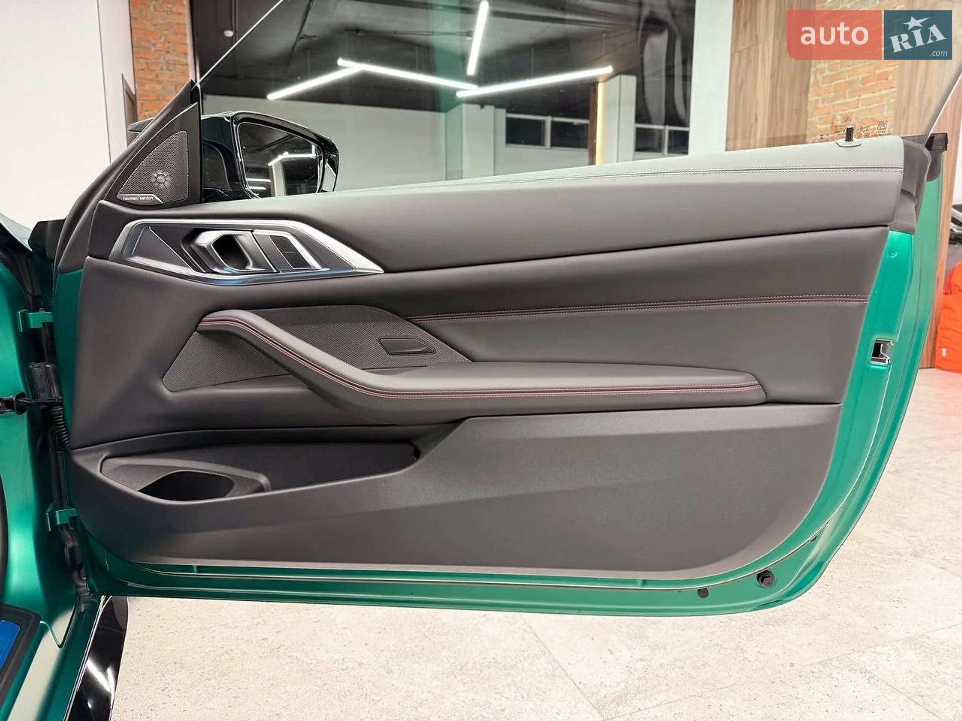 2025 BMW M4 - мініатюра 9