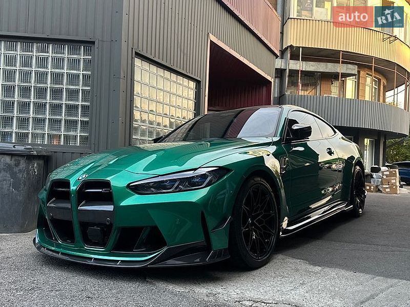 Купе BMW M4 2022 в Києві