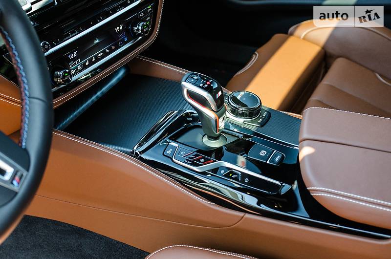 Седан BMW M5 2018 в Києві