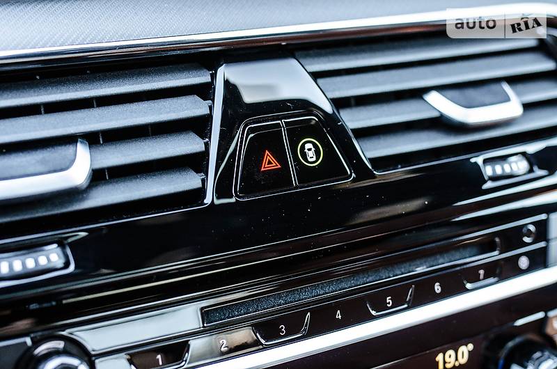 Седан BMW M5 2018 в Києві