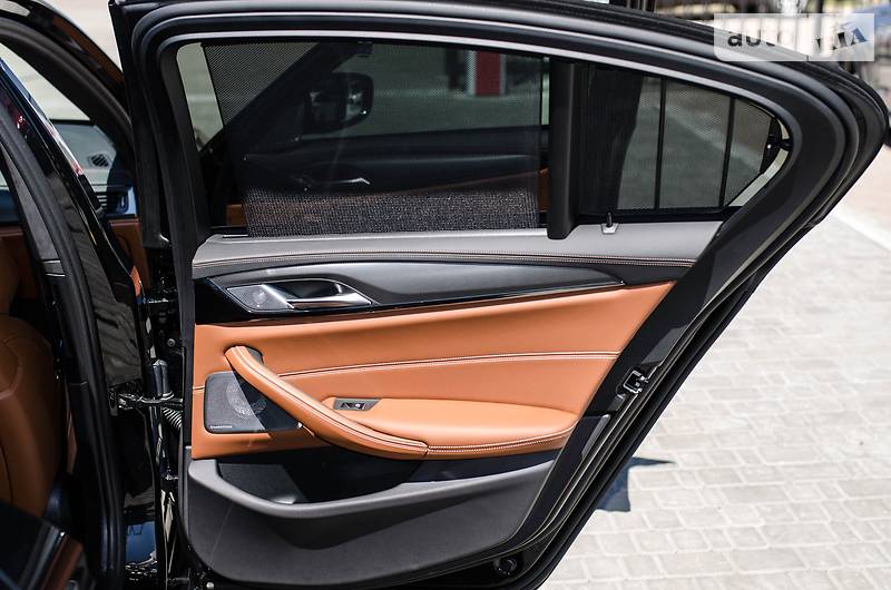 Седан BMW M5 2018 в Києві