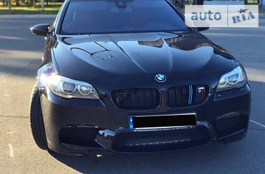 Седан BMW M5 2013 в Днепре