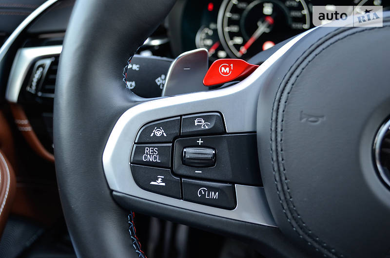 Седан BMW M5 2018 в Києві