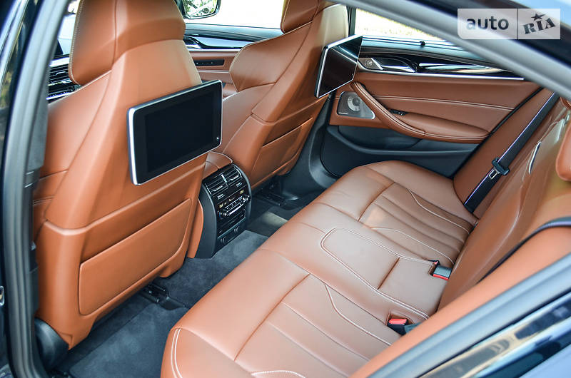 Седан BMW M5 2018 в Києві